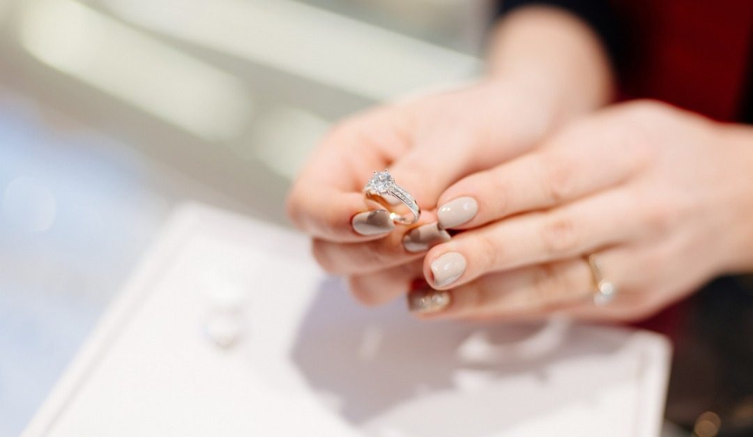 Buying a Diamond? Here’s What You Need to Know