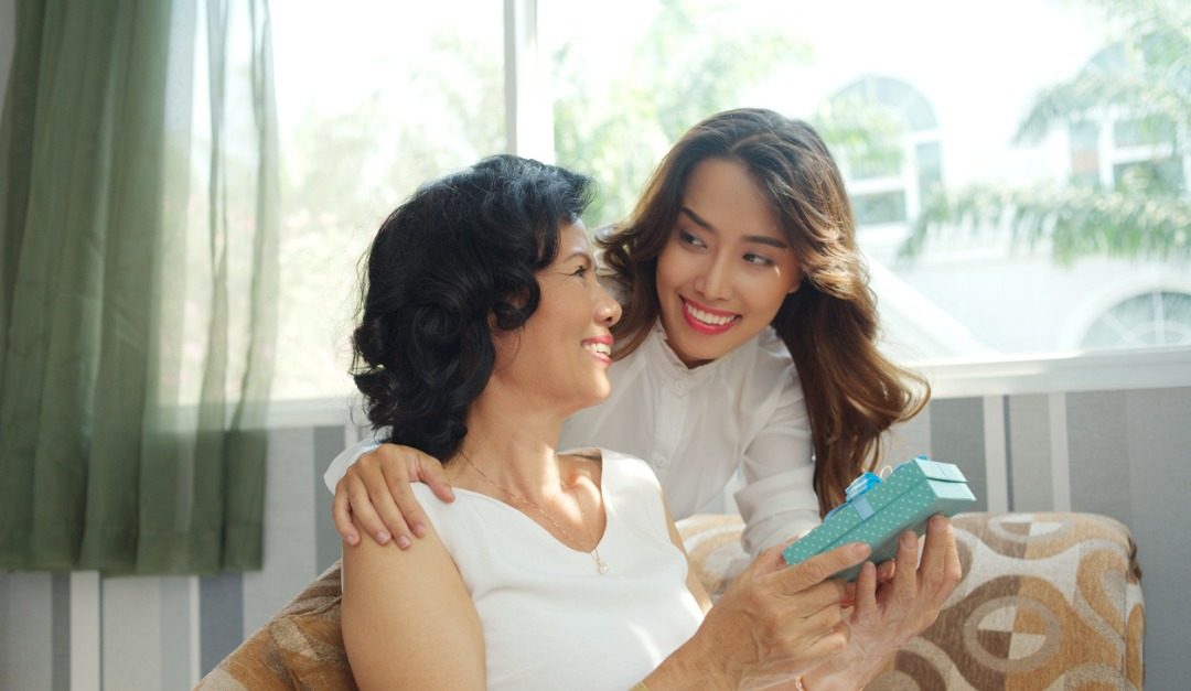 4 Unique Mother’s Day Gifts She Deserves This Year