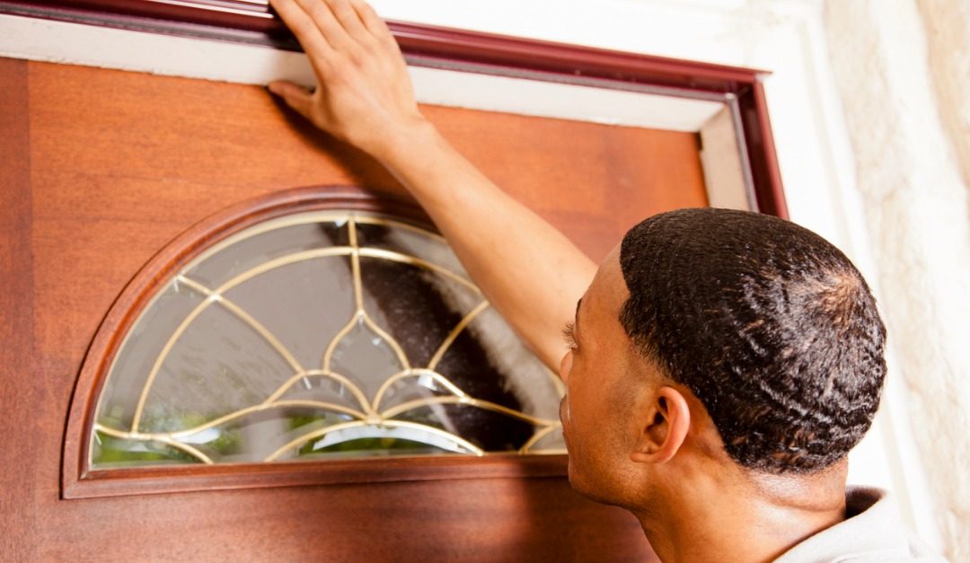 Signs That an Exterior Door Needs to Be Replaced