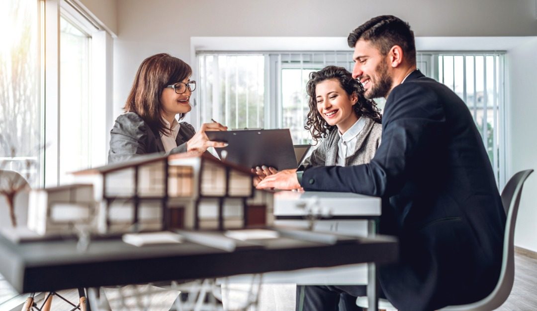 Should You Hire a Public Insurance Adjuster?