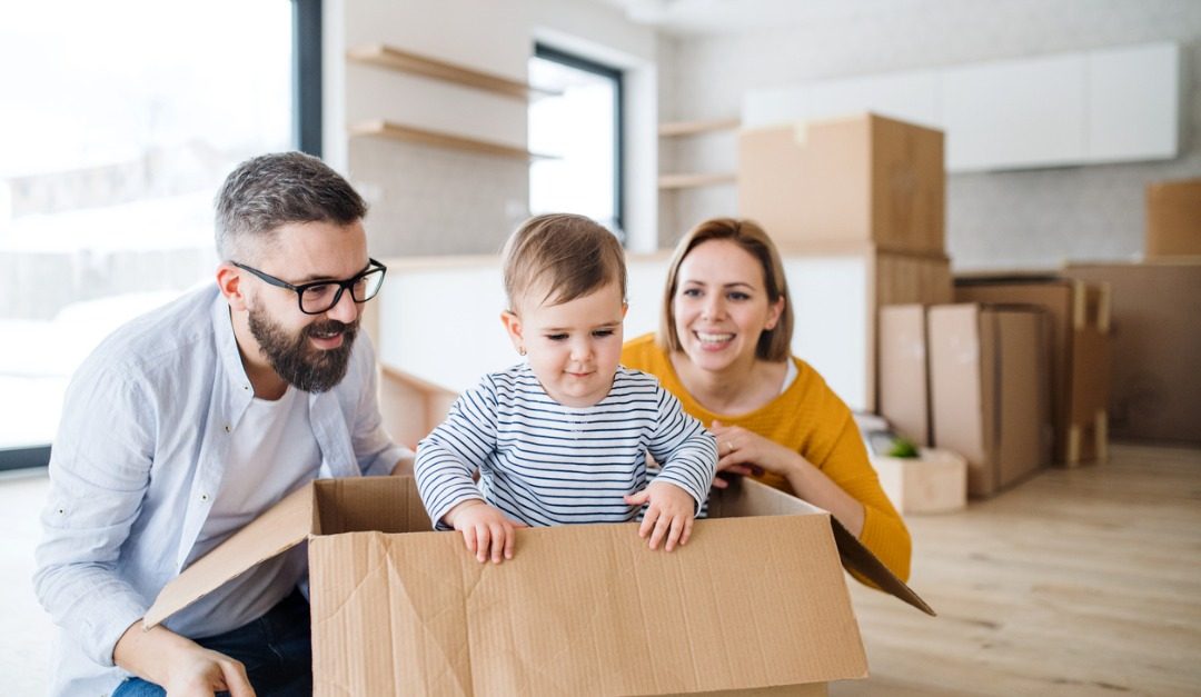 How to Minimize Stress for Everyone When Moving With a Toddler
