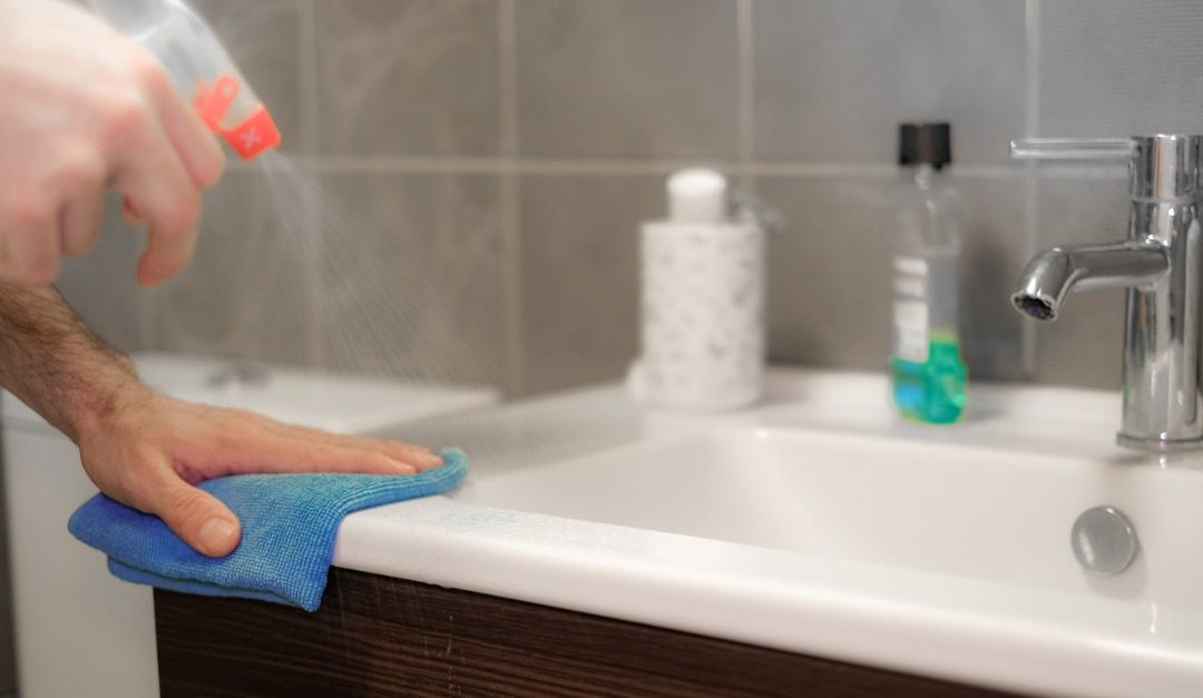 Daily Tasks to Make Bathroom Cleaning a Cinch